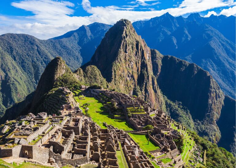 Peru Milenar e Contemporâneo: Uma Imersão Estratégica em Lima, Cusco e na Magia de Machu Picchu